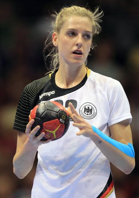Hurra, Susann Müller kann ihre Tore gegen Kroatien an einer Hand... Hurra, Susann Müller kann ihre Tore gegen Kroatien an einer Hand...
