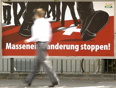 Marsch in die Abschottung: Die fremdenfeindlichen Abstimmungen d... Marsch in die Abschottung: Die fremdenfeindlichen Abstimmungen d...