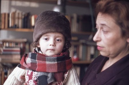 Strapazen eines Kinderstars: Adriana Altaras mit ihrer Mutter Th...