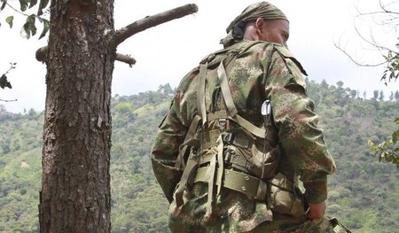 Die Waffen nieder? Die Guerilleros der FARC wollen nur noch auf ... Die Waffen nieder? Die Guerilleros der FARC wollen nur noch auf ...