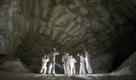 Besucher im Bergwerk der K+S AG am Standort Siegfried-Giesen im ... Besucher im Bergwerk der K+S AG am Standort Siegfried-Giesen im ...