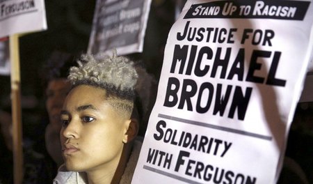»Gerechtigkeit für Michael Brown«: Seit den tötlichen Schüssen k... »Gerechtigkeit für Michael Brown«: Seit den tötlichen Schüssen k...