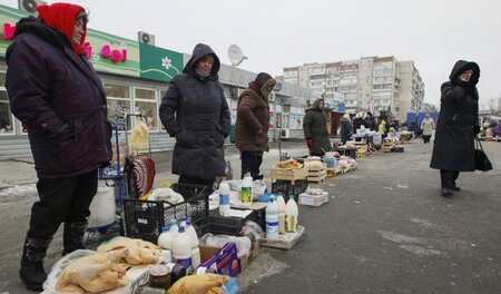 Viele Ukrainer sind schon jetzt gezwungen, das wenige selbst Erz...