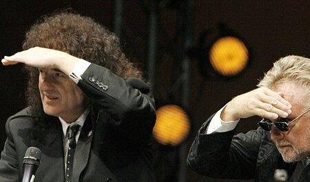 Wo ist das Hühnchen? Brian May und Roger Taylor von Queen