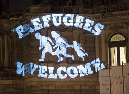 Klare Ansage an Fremdenfeinde: »Flüchtlinge sind willkommen!« (A...