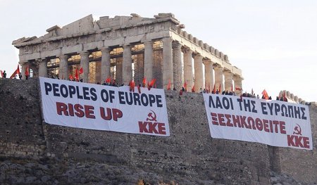 Protestaktion der KKE an der Akropolis gegen die von der EU oktr...