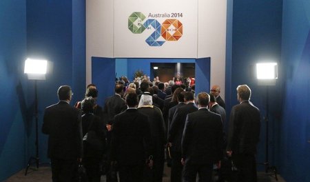 G 7 – G 8 – G 20: Hegemonie ist nicht durchsetzbar. ... G 7 – G 8 – G 20: Hegemonie ist nicht durchsetzbar. ...