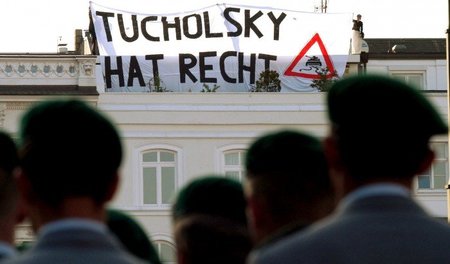 Erinnern wir uns nicht des »Erotomanen« - Bundeswehrproteste in ...