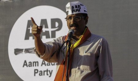Der Vorsitzende der »Aam Admi Party«, der in Delhi gegen die hin... Der Vorsitzende der »Aam Admi Party«, der in Delhi gegen die hin...