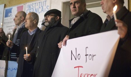 »Nein zum Terror«: In Gaza-Stadt verurteilten Führungspersönlich... »Nein zum Terror«: In Gaza-Stadt verurteilten Führungspersönlich...