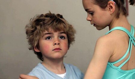 Sie kloppen sich nicht nur: »Bruder und Schwester«