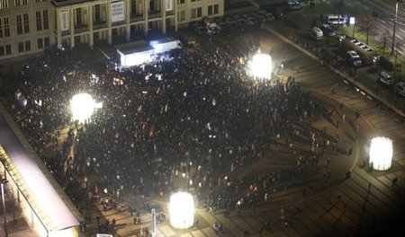 Offiziell behauptete die Stadt Leipzig, 15.000 Legida-Anhänger h...