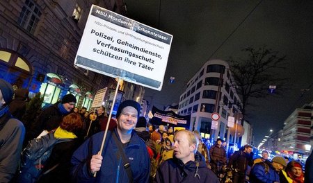 Demonstration gegen Rassismus und für lückenlose Aufklärung der ...