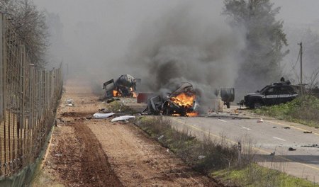 Bei einer Hisbollah-Kommandoaktion auf ein israelisches Militärf... Bei einer Hisbollah-Kommandoaktion auf ein israelisches Militärf...