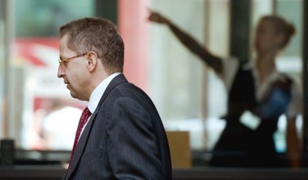 Auf dem rechten Auge hatte der Verfassungsschutz »vielleicht ein... Auf dem rechten Auge hatte der Verfassungsschutz »vielleicht ein...