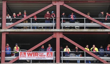 Freie Übereinkunt bei Lohn? »Der Arbeiter ist gezwungen, ihn bes...