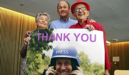 Der Bruder und die Eltern von Peter Greste sagen auf einer Press... Der Bruder und die Eltern von Peter Greste sagen auf einer Press...