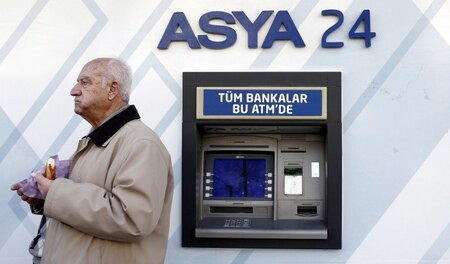 Seit Mittwoch ist die Bank Asya in den Händen des türkischen Ein...