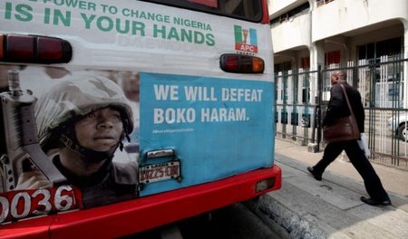 Werbung für den Antiterrorkrieg gegen die islamistische »Boko Ha...