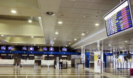 Flughafen "Makedonia" im nordostgriechischen Thessaloniki: Einer... Flughafen "Makedonia" im nordostgriechischen Thessaloniki: Einer...