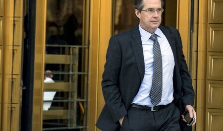 Mark Rochon, Verteidiger der PLO, verlässt am Montag nach der Ur... Mark Rochon, Verteidiger der PLO, verlässt am Montag nach der Ur...