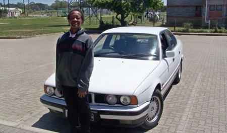 »Baujahr 1994«: Mzolisi Quza und sein weißer BMW