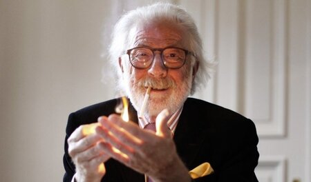 Unter Fritz J. Raddatz (1931-2015) war das Feuilleton der Zeit a...