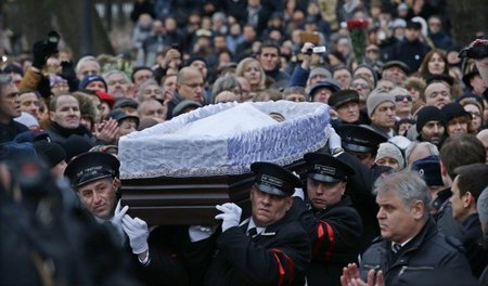 Trauerzug für Boris Nemzow am Dienstag in Moskau