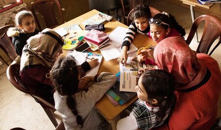 Die Organisation Nashet arbeitet mit Kindern und Jugendlichen im...