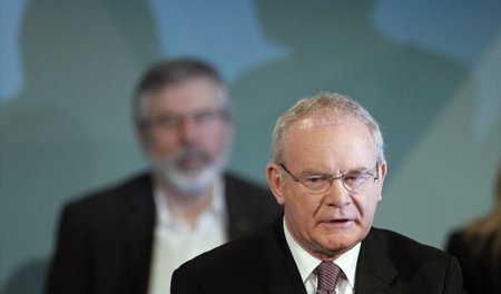 Martin McGuinness auf dem Sinn-Féin-Parteitag am Wochenende in D... Martin McGuinness auf dem Sinn-Féin-Parteitag am Wochenende in D...