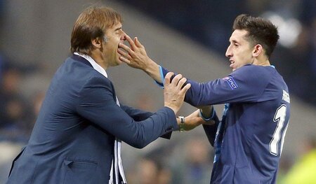 Nein das tut nicht weh, das ist Freude: Lopetegui und Herrera dr... Nein das tut nicht weh, das ist Freude: Lopetegui und Herrera dr...