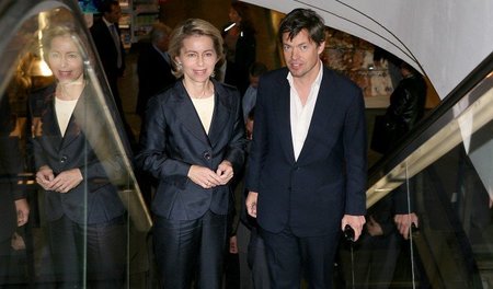 Aufwärts sollte es gehen, als Nicolas Berggruen bei Karstadt ein...