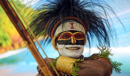 Je verbrecherischer das Regime ... &ndash; "Ein Mann aus Papua N...