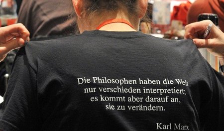 »Das erste Dokument, worin der geniale Keim der neuen Weltanscha...