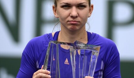 Zäher als Sandplatztennis: die unermüdliche Ballmaschine Simona ...