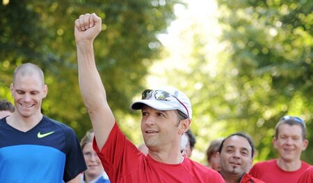 Ganz normaler Beruf? Heiko Maas nach einem Lauf am Saarufer Ganz normaler Beruf? Heiko Maas nach einem Lauf am Saarufer