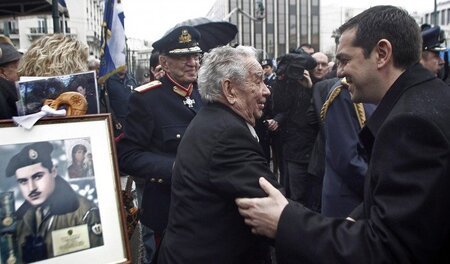 Veteranentreffen am Unabhängigkeitstag: Griechenlands Regierungs...