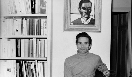 Linke Faust geballt, Gramsci im obersten Regal: Pier Paolo Pasol...