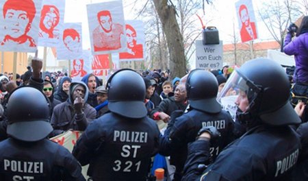 Wer Aufklärung im Fall Oury Jalloh fordert, stößt regelmäßig auf...