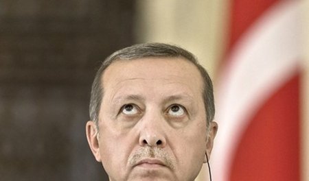AKP-Politiker, die nicht loyal zum Staatspräsidenten Erdogan (Fo... AKP-Politiker, die nicht loyal zum Staatspräsidenten Erdogan (Fo...