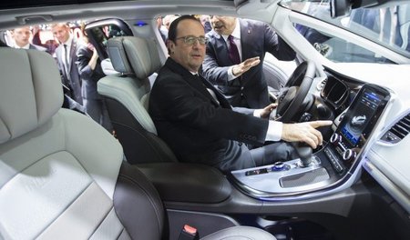 Will im Hause Renault weiter mitreden: Frankreichs Präsident Fra...