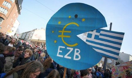 Der Absturz Griechenlands durch sogenannte Rettungspakete für Ba...