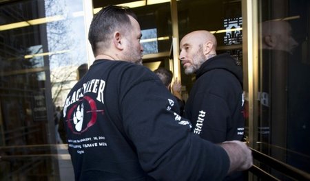 Ehemalige Blackwater Söldner am Montag in Washington auf dem Weg...