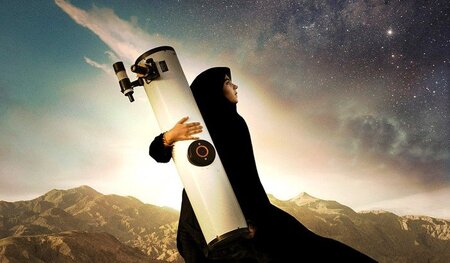 Sepideh greift nach den Sternen und will Astronautin werden. Sepideh greift nach den Sternen und will Astronautin werden.