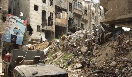 Ein Stadtteil liegt in Trümmern: Die Ali-Al-Kharbouch-Straße im ... Ein Stadtteil liegt in Trümmern: Die Ali-Al-Kharbouch-Straße im ...