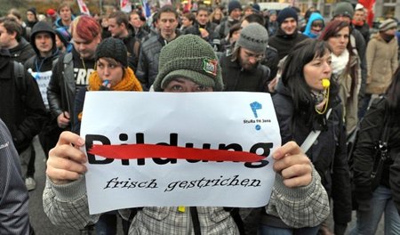 Sparschwein Hochschulfinanzierung: Seit Jahren protestieren Stud...