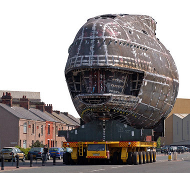 Rumpfteil eines britischen Atom-U-Bootes der »Astute«-Klasse auf...