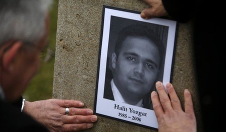 Bezüge zur örtlichen Neonaziszene ungeklärt: Mordopfer Halit Yoz...