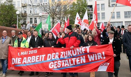 Hamburg, der Demonstrationszug vor den ehemals besetzten Häusern...