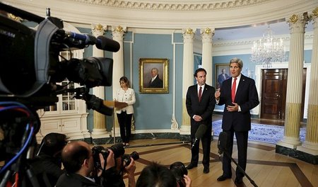 Pressekonferenz von Etilaf-Chef Khaled Khoja und US-Außenministe...